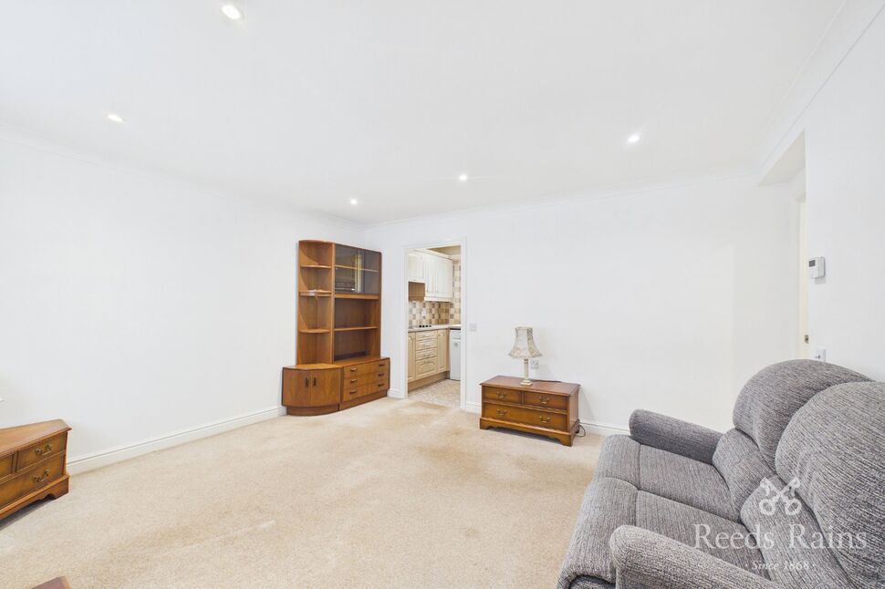 Lounge / Dining Room