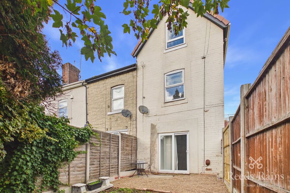 Main image of 4 bedroom End Terrace House to rent, Frederick Street, Catcliffe, South Yorkshire, S60