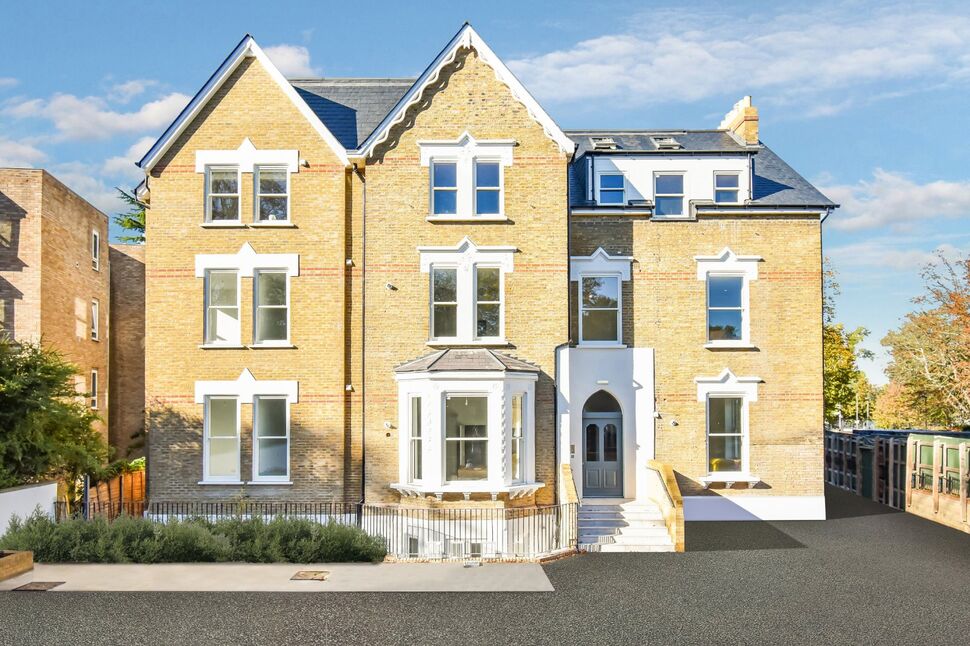Main image of 3 bedroom  Flat for sale, Copers Cope Road, Beckenham, BR3