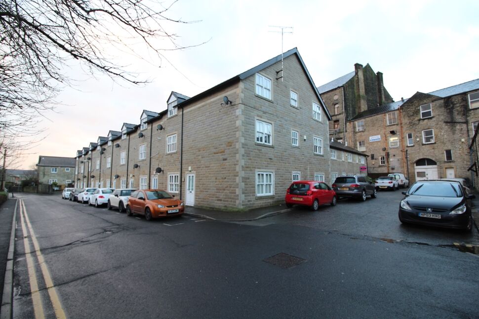 Main image of 2 bedroom  Flat to rent, St. Johns Court, Ramsbottom, Lancashire, BL0