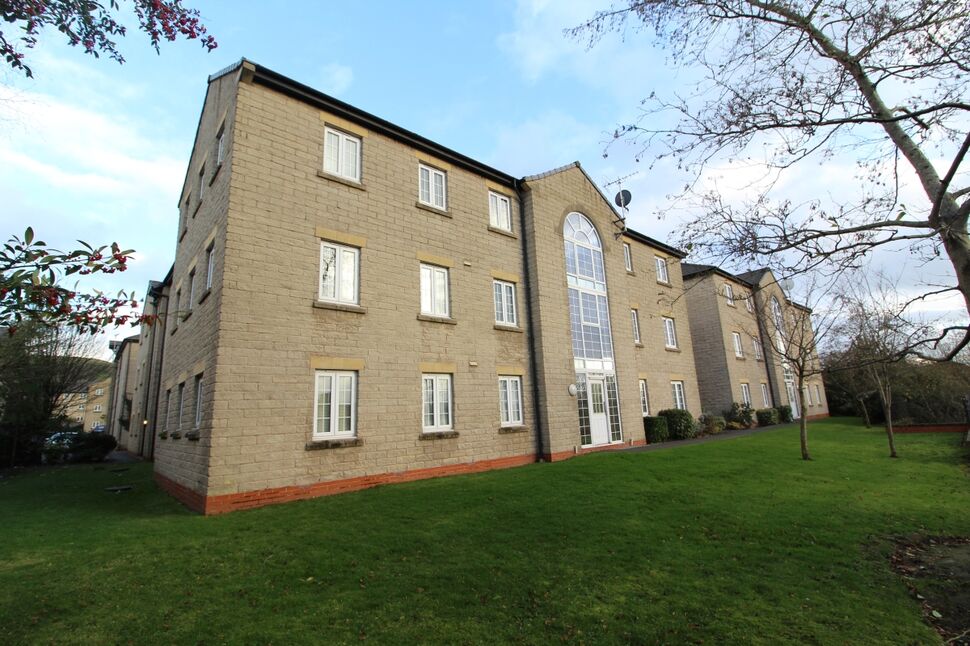 Main image of 2 bedroom Flat to rent, Langwood Court, Haslingden, Lancashire, BB4