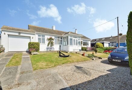 Smeatons Lane, 3 bedroom Detached Bungalow for sale, &pound;750,000