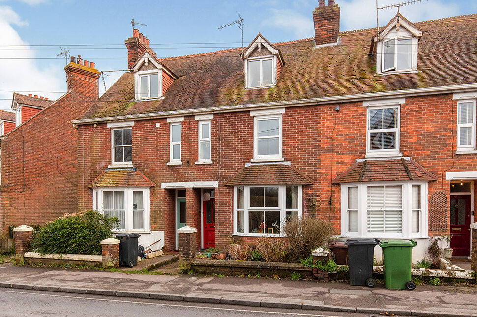 Main image of 4 bedroom Mid Terrace House for sale, Udimore Road, Rye, East Sussex, TN31
