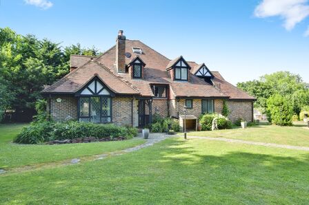 Rye Road, 5 bedroom Detached House for sale, £950,000