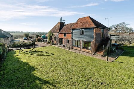Guestling, 6 bedroom Detached House for sale, £1,500,000