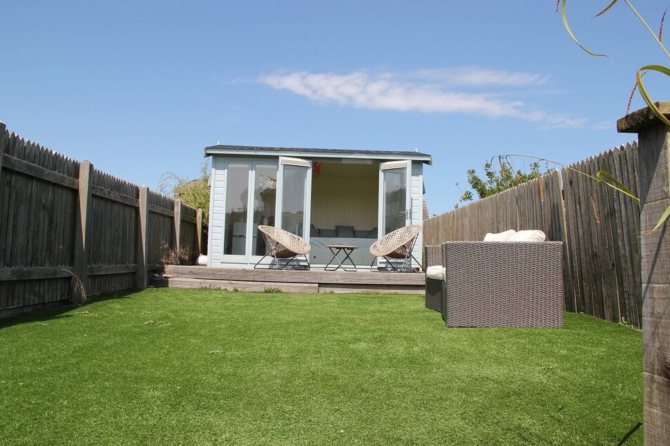 3 bedroom End Terrace House for sale, Old Lydd Road, Camber, TN31 £