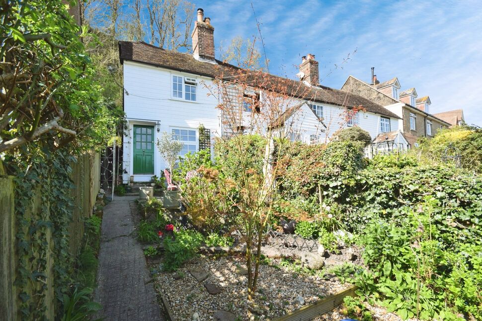 Main image of 2 bedroom End Terrace House for sale, Military Road, Rye, East Sussex, TN31