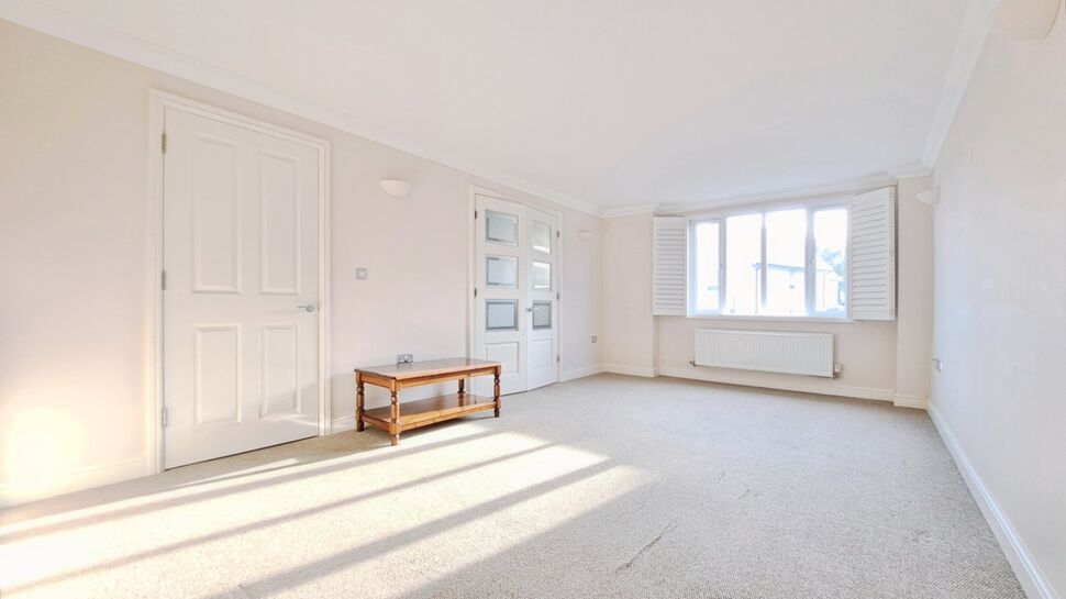 Lounge / Dining Room