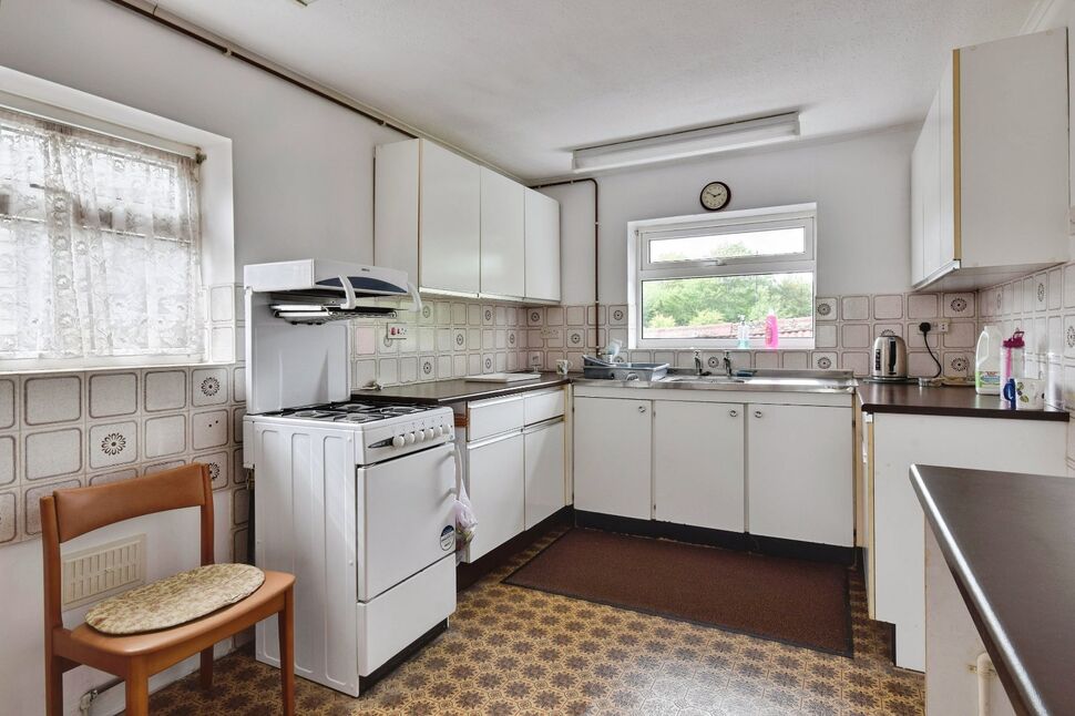 Kitchen / Breakfast Room