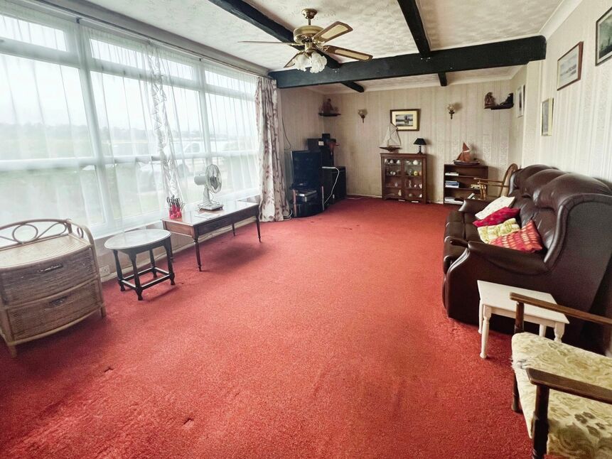 3 bedroom Detached House for sale, Sea Road, Winchelsea Beach, TN36 £