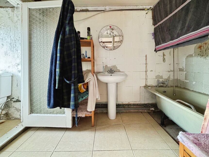 Image 9