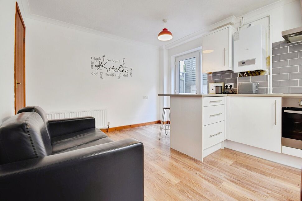 Kitchen / Breakfast Room