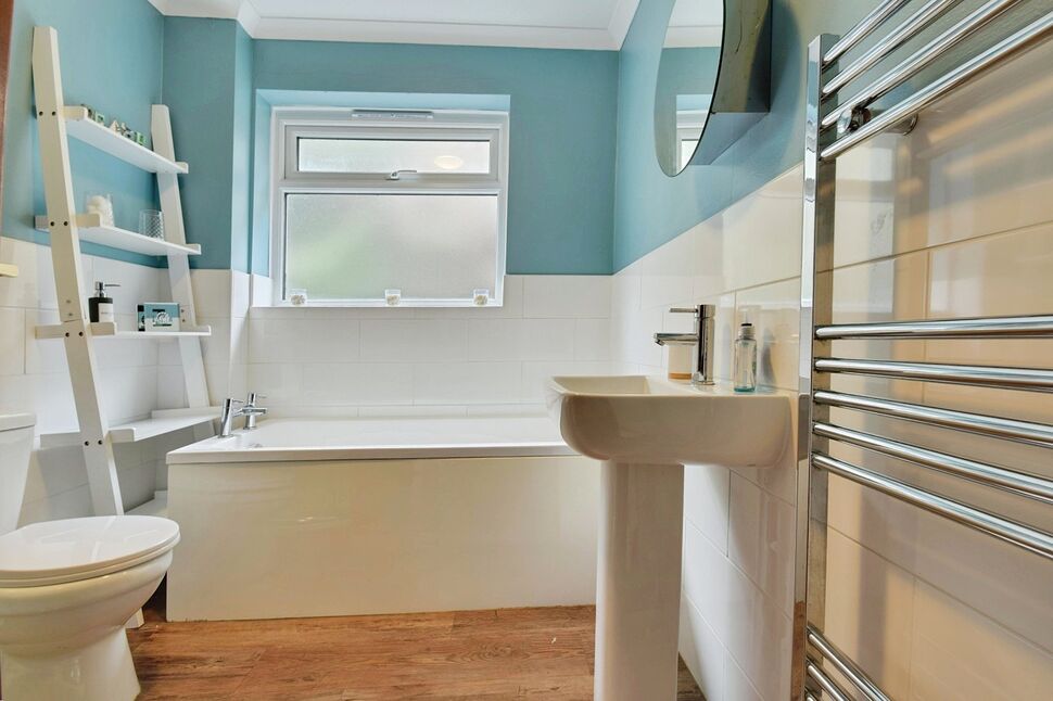 Bath / Shower Room WC