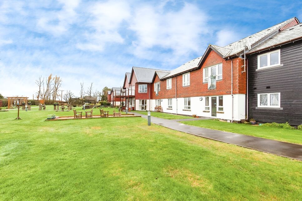 Main image of 1 bedroom  Flat for sale, Kiln Drive, Rye Foreign, East Sussex, TN31