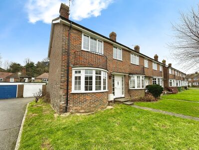 3 bedroom End Terrace House for sale