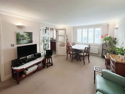 Vidler Square, 1 bedroom  Flat for sale, £199,000