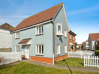 Sea Holly Walk, 3 bedroom Semi Detached House for sale, £350,000