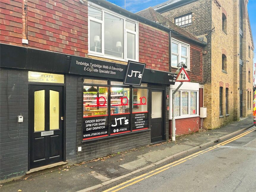 Main image of 2 bedroom  Flat for sale, Ferry Road, Rye, East Sussex, TN31