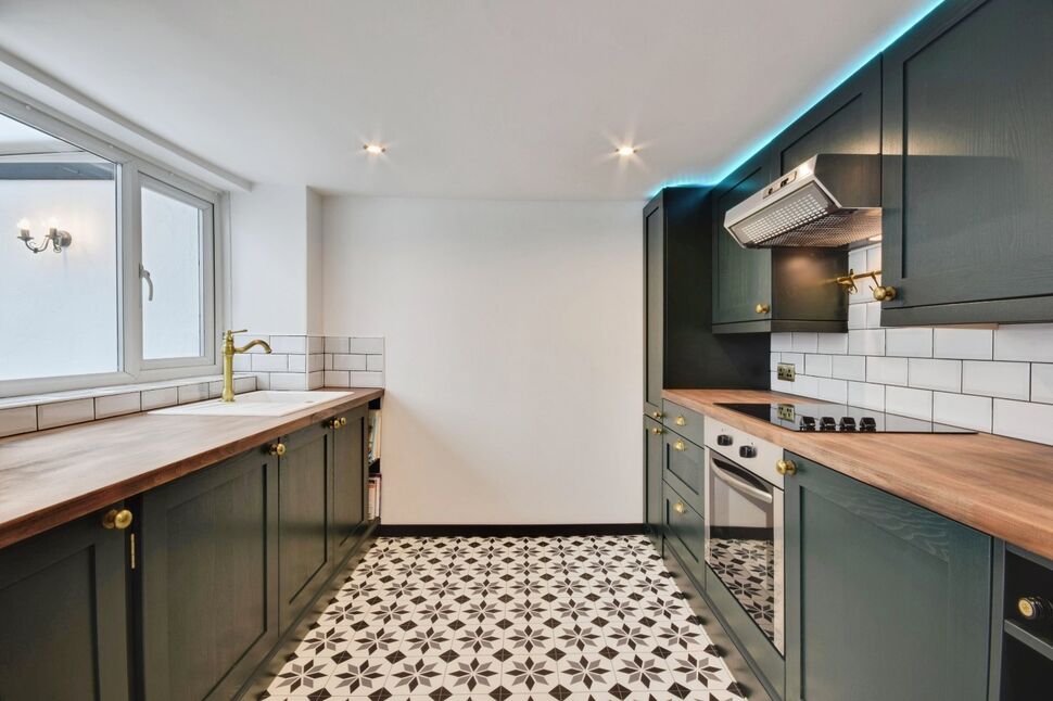 Kitchen / Breakfast Room