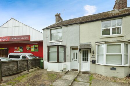 2 bedroom End Terrace House for sale
