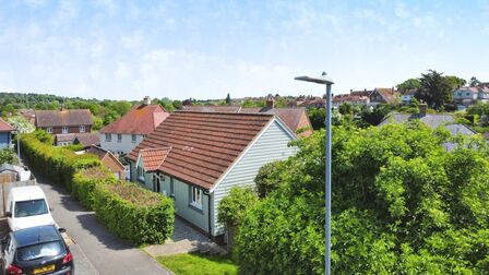 Springfield Drive, 2 bedroom Detached Bungalow for sale, £420,000