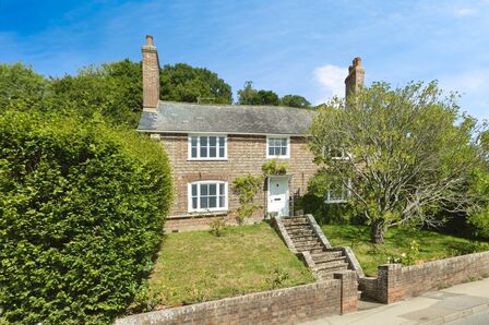Military Road, 4 bedroom Detached House for sale, £850,000