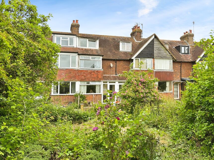 3 bedroom Mid Terrace House for sale
