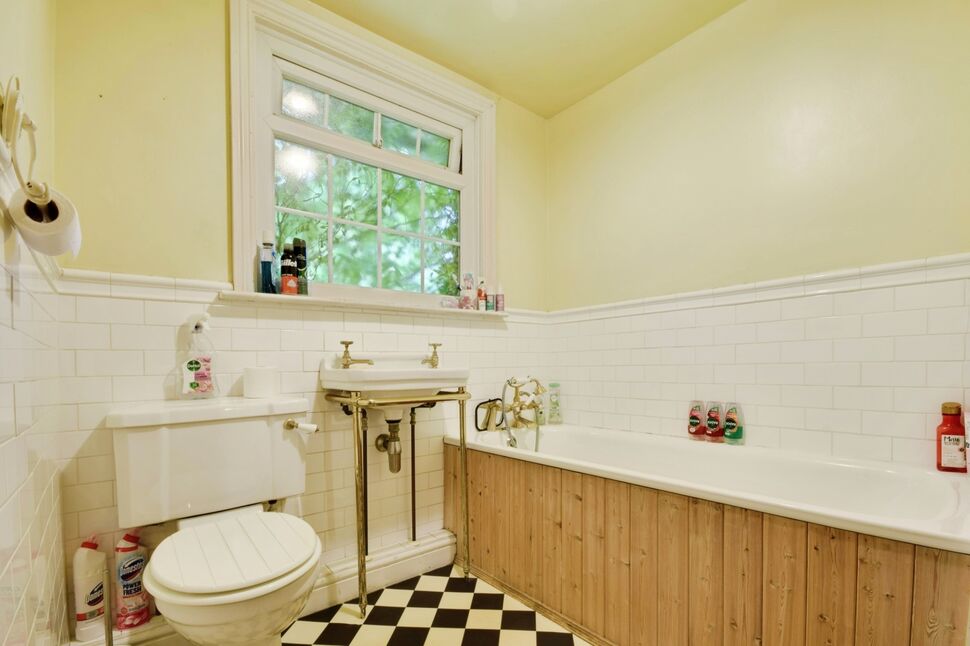 Bathroom WC