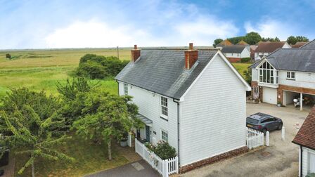 Whitesand Drive, 2 bedroom Semi Detached House for sale, £299,950