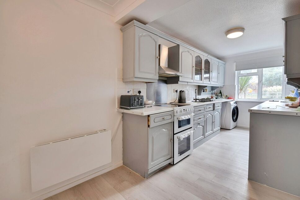 Kitchen / Breakfast Room