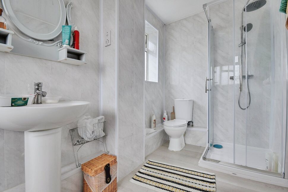 Bath / Shower Room WC