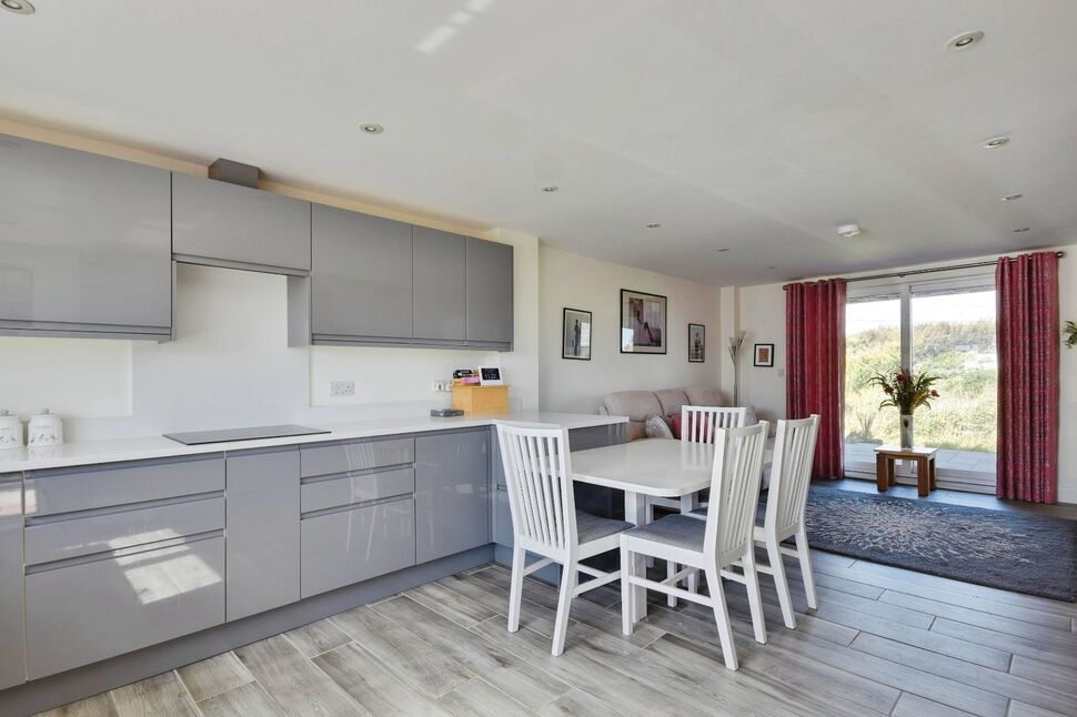 Annexe Kitchen / Reception Room