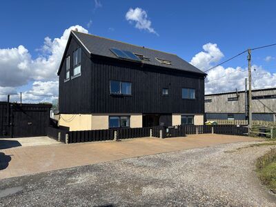 Jurys Gap, 5 bedroom Detached House for sale, £895,000
