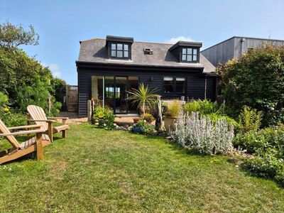 The Ridge, 3 bedroom Detached House for sale, £895,000