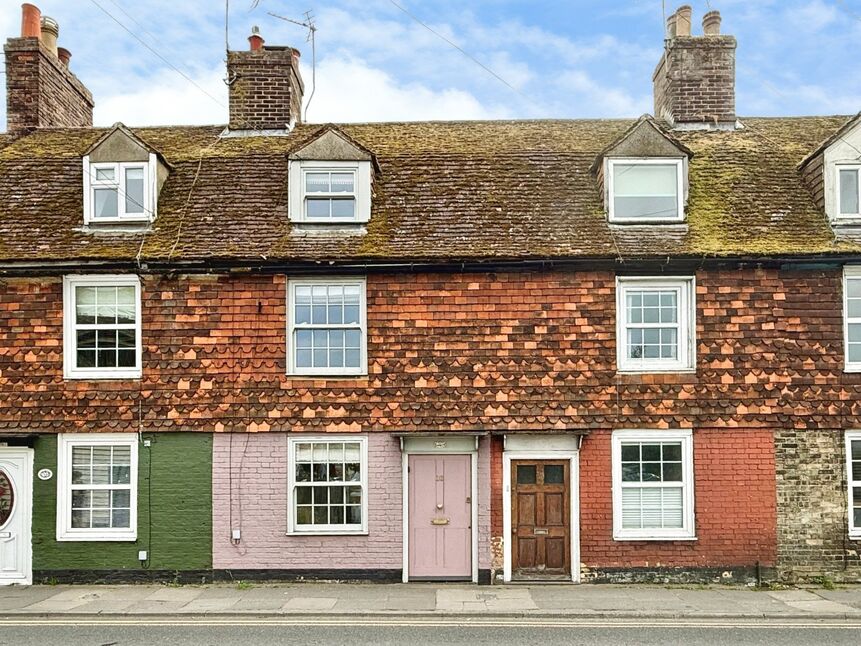 Main image of 3 bedroom Mid Terrace House for sale, Ferry Road, Rye, East Sussex, TN31
