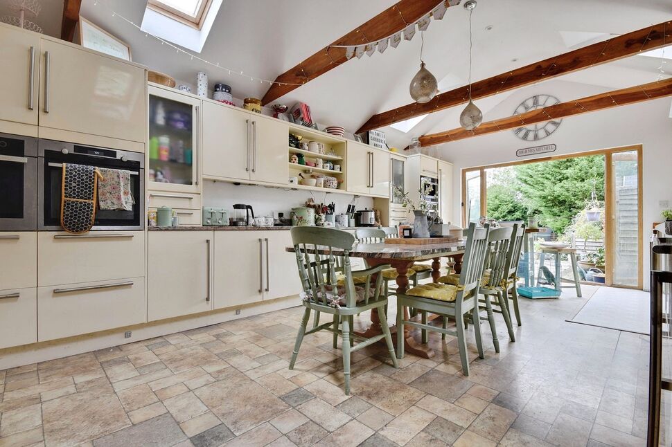 Kitchen / Breakfast Room