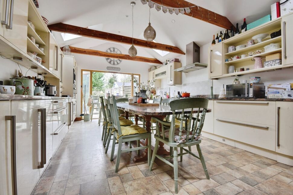 Kitchen / Breakfast Room