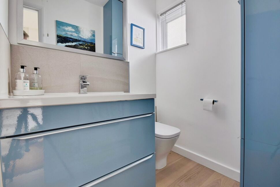 Cloakroom WC