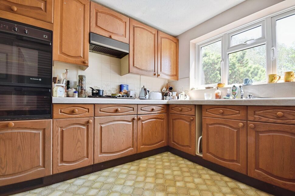 Kitchen / Breakfast Room