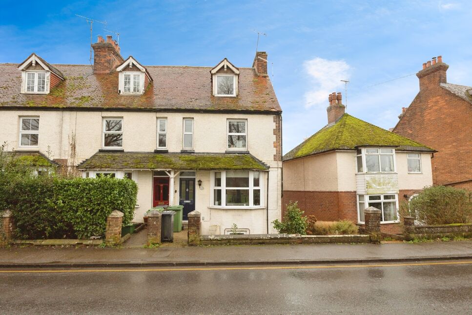 Main image of 3 bedroom End Terrace House for sale, Udimore Road, Rye, East Sussex, TN31