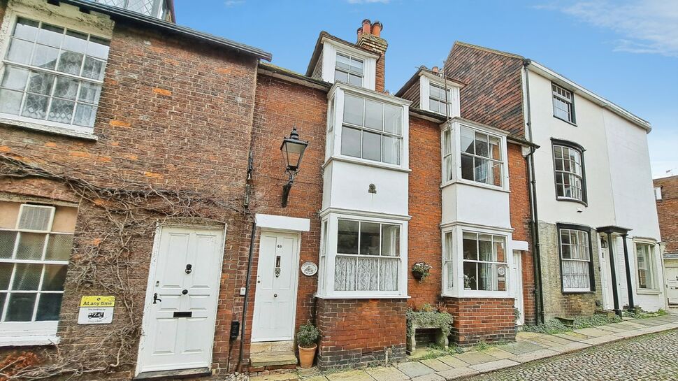 Main image of 2 bedroom Mid Terrace House to rent, Mermaid Street, Rye, East Sussex, TN31