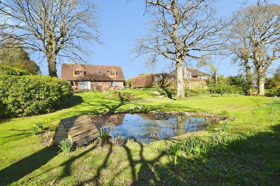 Main image of 4 bedroom Detached House for sale, Udimore Road, Rye, East Sussex, TN31