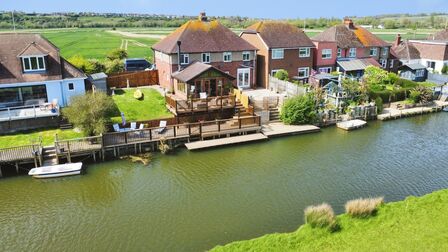 New Winchelsea Road, 3 bedroom Semi Detached House for sale, &pound;490,000