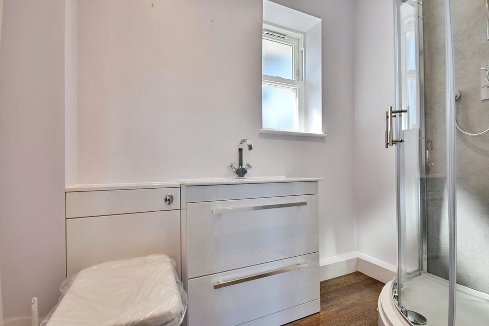 En-Suite Shower Room WC