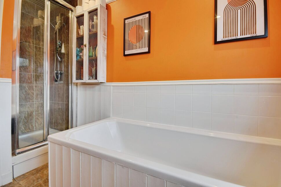 Bath / Shower Room WC