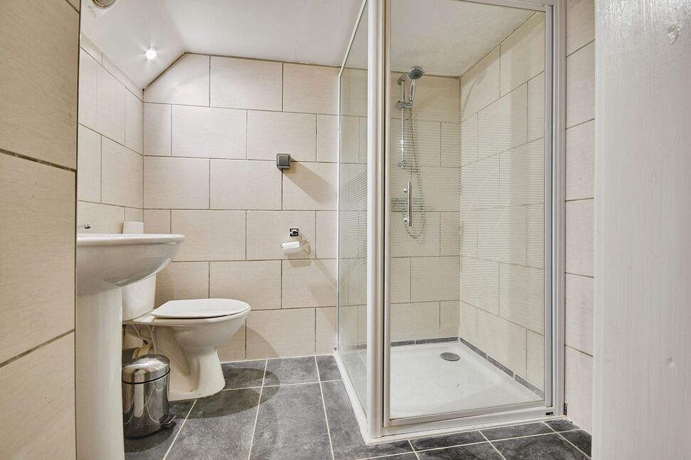 Shower Room WC