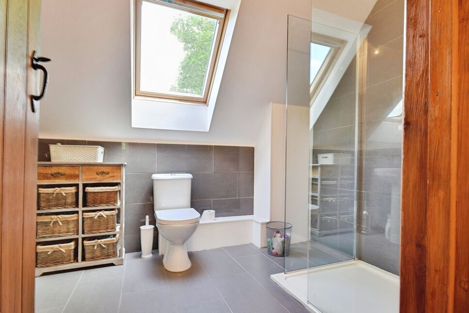 En-Suite Shower Room WC