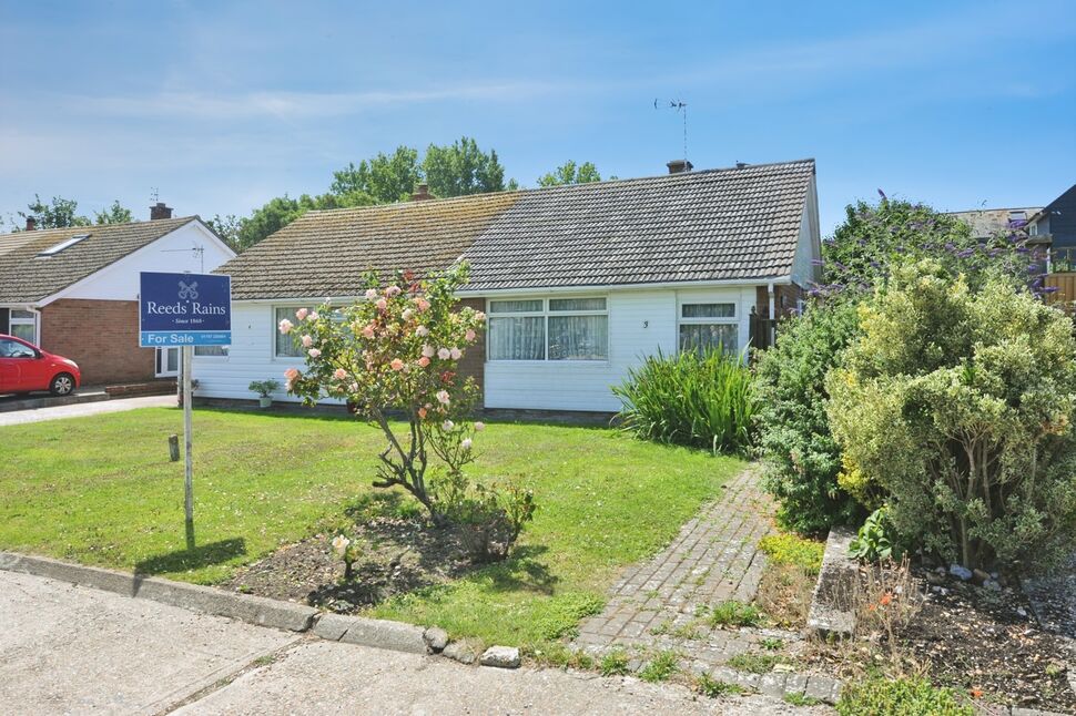 Main image of 2 bedroom Semi Detached Bungalow for sale, Harbour Farm, Winchelsea Beach, East Sussex, TN36