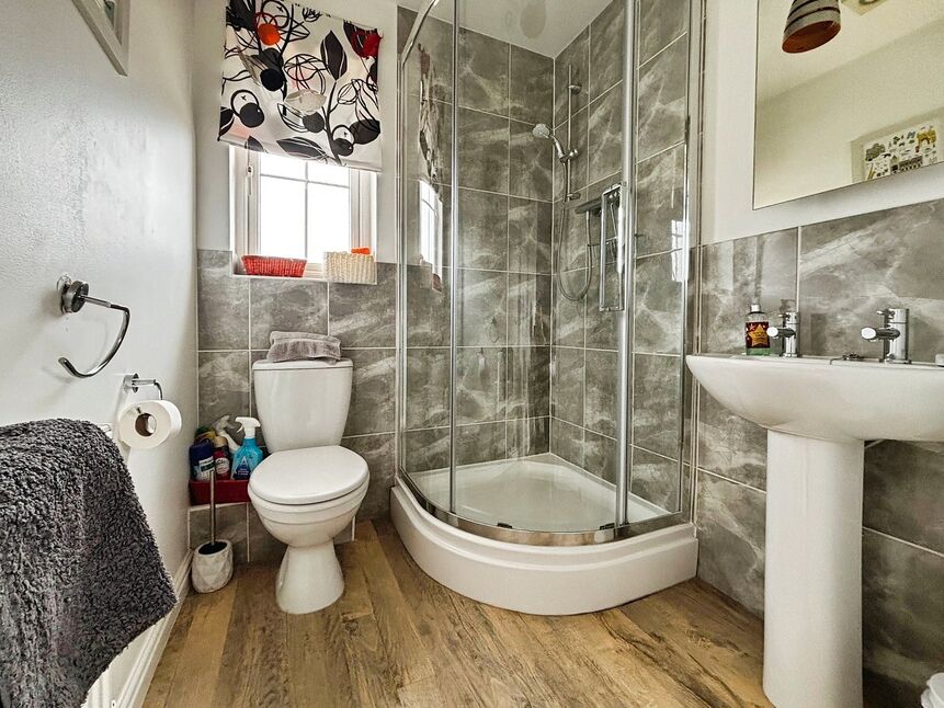 En-Suite Shower Room WC