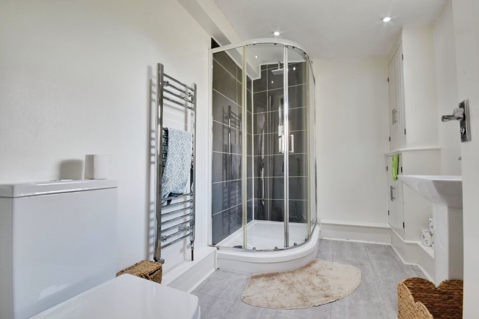 Shower Room WC